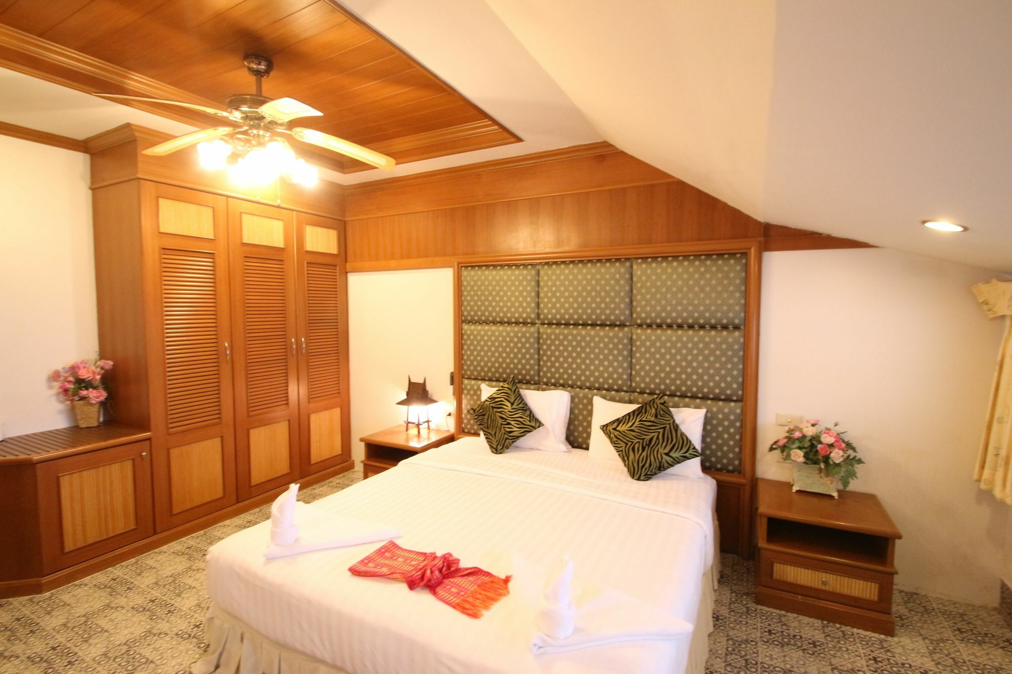 Sea Dream Patong Lägenhet Exteriör bild