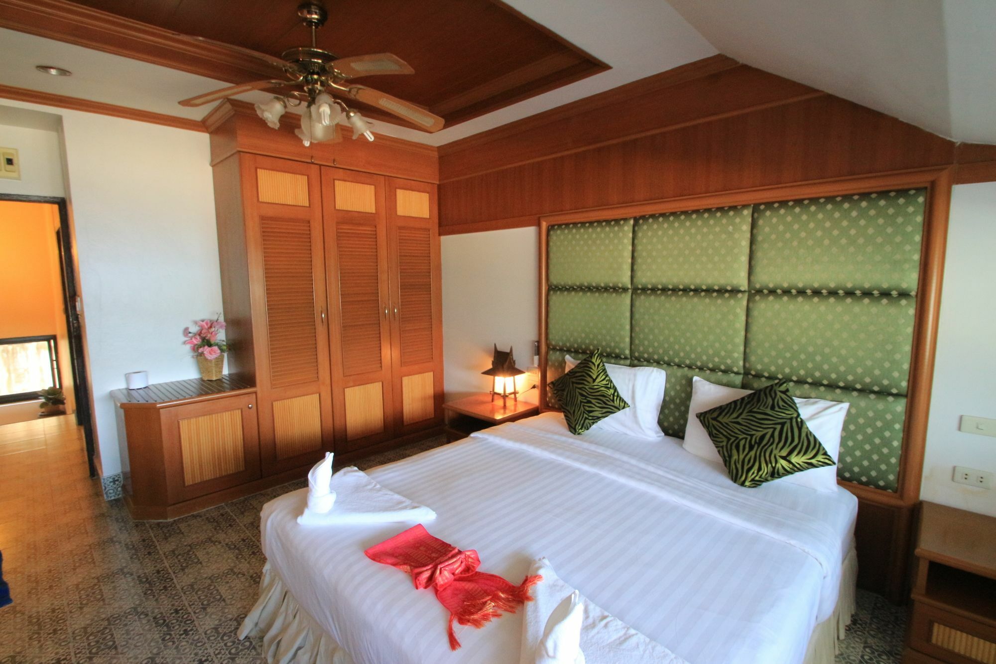 Sea Dream Patong Lägenhet Exteriör bild